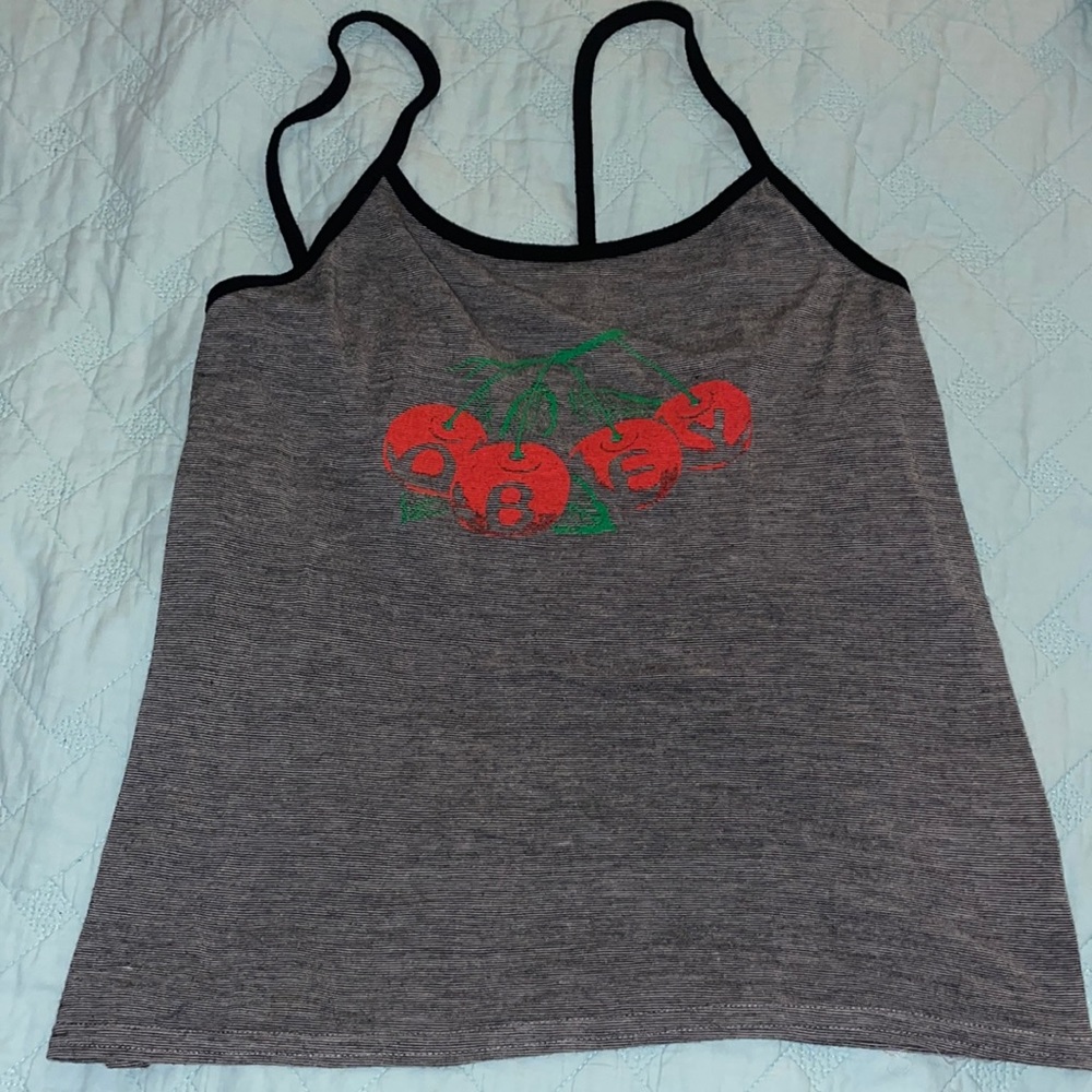 OBEY tank